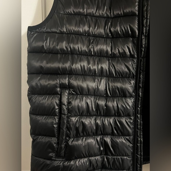 Aeropostale Unisex Black Quilted Puffer Vest - Picture 9 of 12